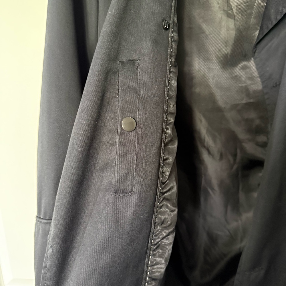H&M Men’s Black Double-Breasted Trench Coat with Epaulettes - Picture 4 of 5